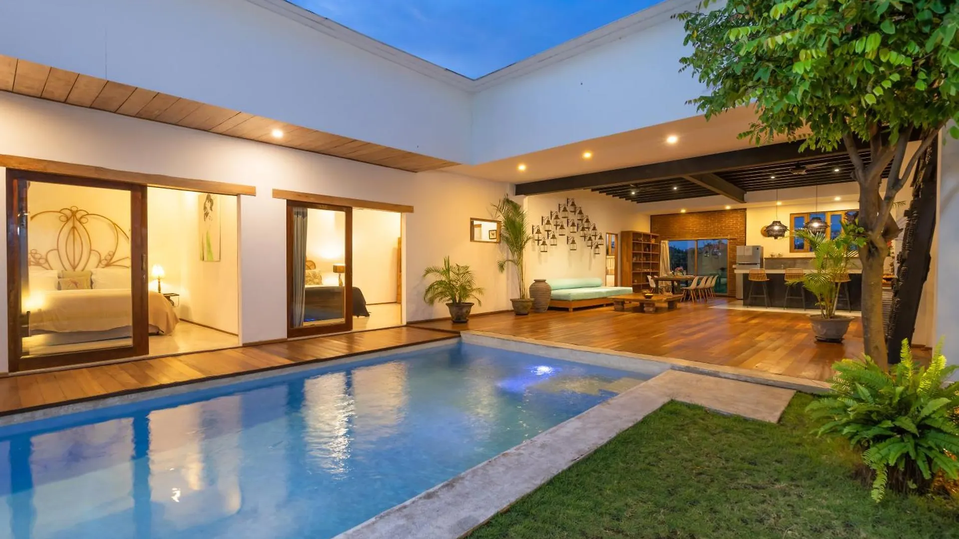 Villa Java By Dreamawaybali Seminyak  Indonesia