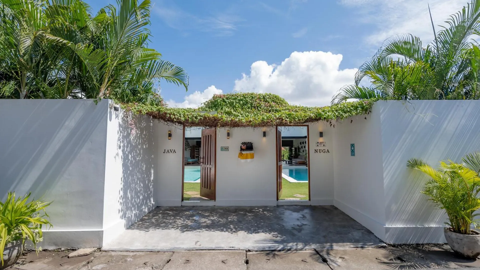 Villa Java By Dreamawaybali Seminyak  Seminyak (Bali)